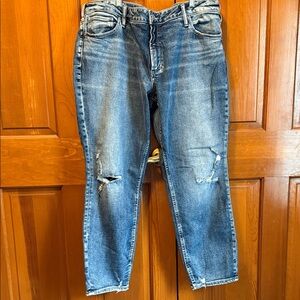Silver Jeans Women’s Relaxed Fit Distressed Blue Jeans